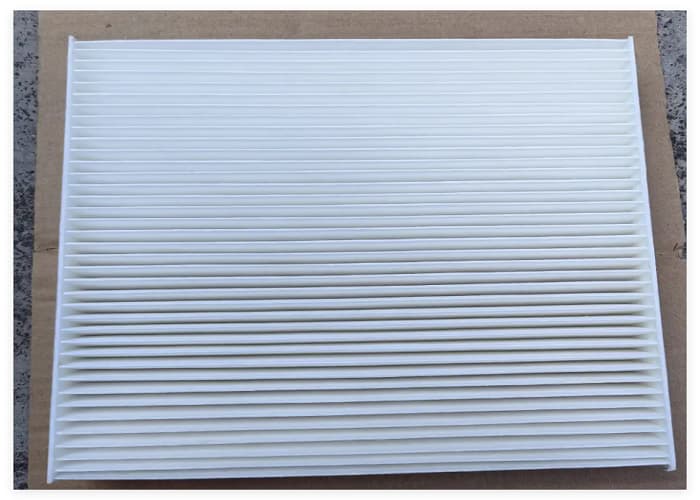 How often should the car air conditioning filter be replaced?缩略图